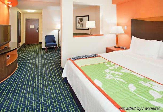 Fairfield Inn & Suites Houston Humble Phòng bức ảnh